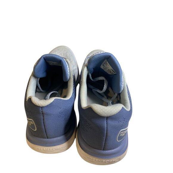 Size 9 New Balance Womens Fresh Foam 680 V7 Running Shoe Blue - Picture 4 of 8